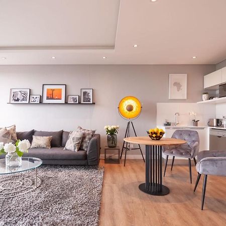Greenpoint Designer Apartment Near Stadium & Waterfront Cape Town Exterior photo